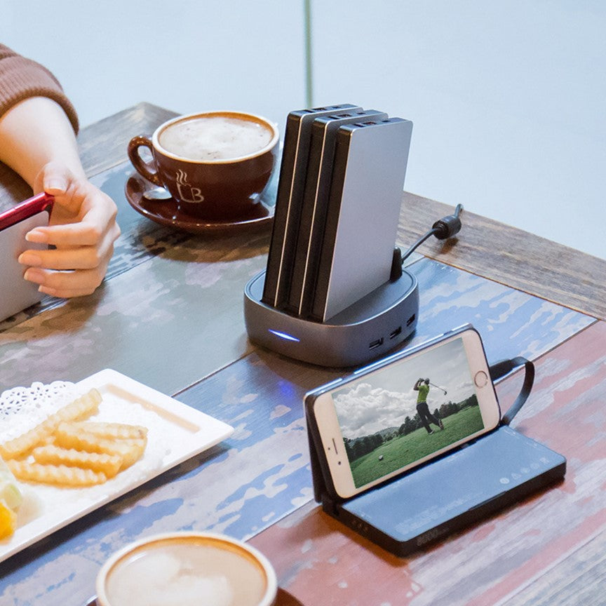 3 Multi Charging 8000 mAh Power Banks with Wireless Charging Docking Station - CHARGit Store