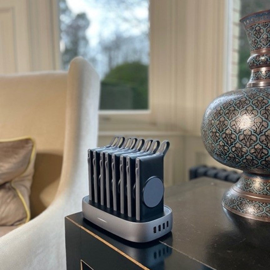 8 Qi MagSafe 10000mAh Power Banks with Touch Charge Docking Station - CHARGit Store